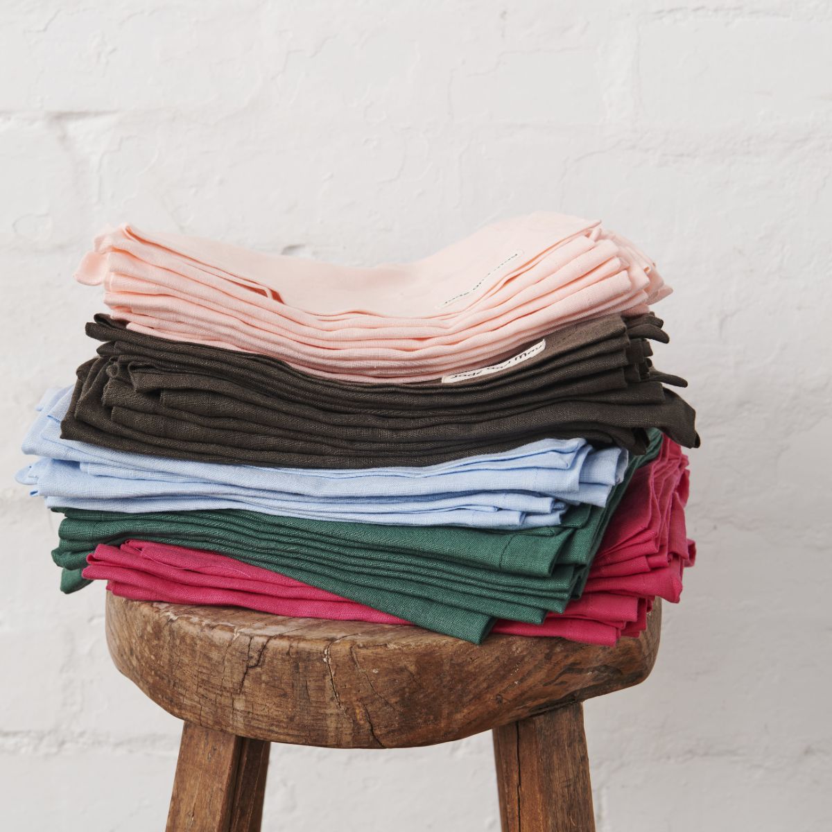 A linen tea towel may look beautiful, but is it any good to use?