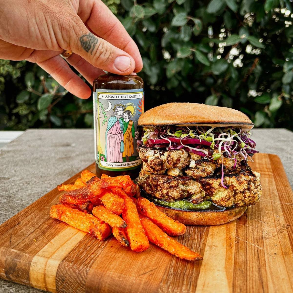 Apostle Hot Sauce - Vegan Cauliflower Steak Burger - Jade and May