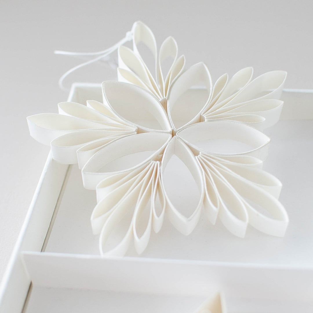 Nordic Rooms - Quilling Star Trio Paper Ornament in Off White