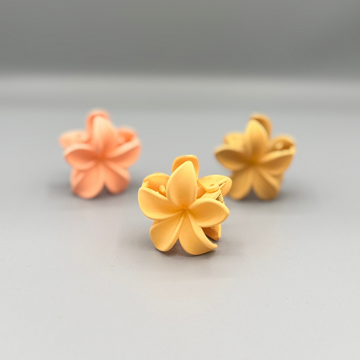 Frangipani Claw Clip - Mini