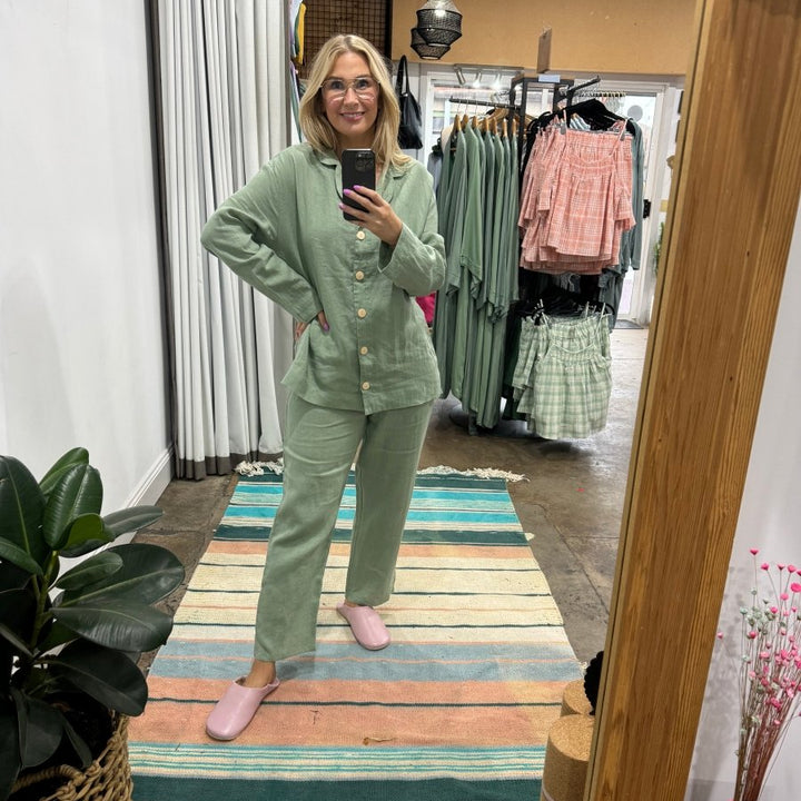Linen Pyjama - Classic Set in Pistachio - Pyjamas