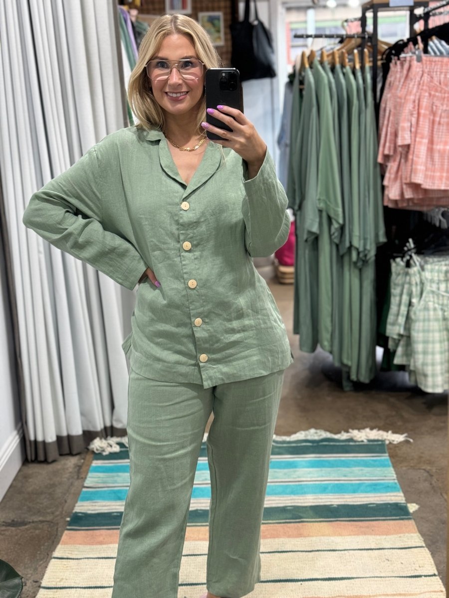 Linen Pyjama - Classic Set in Pistachio - Pyjamas