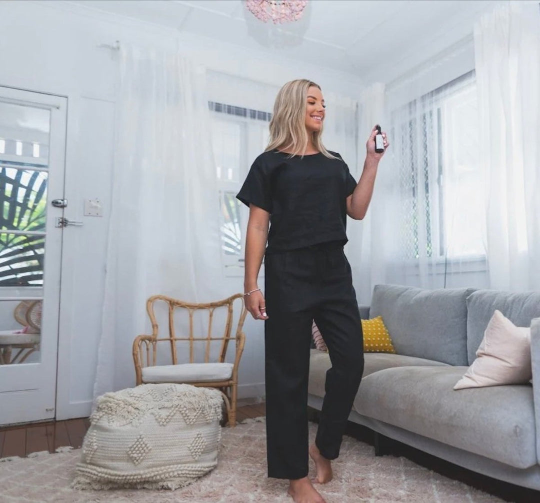 Linen Tee & Pant Set in Black - Pyjamas