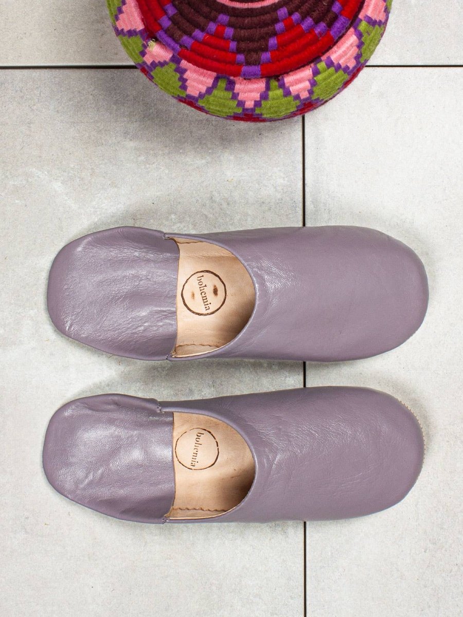 Moroccan Babouche Leather Slippers in Violet - Slippers