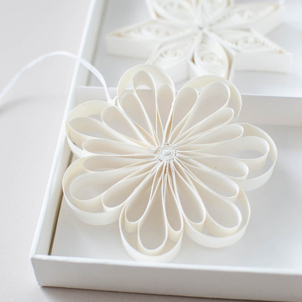 nordic rooms christmas decor - sustainable christmas decor