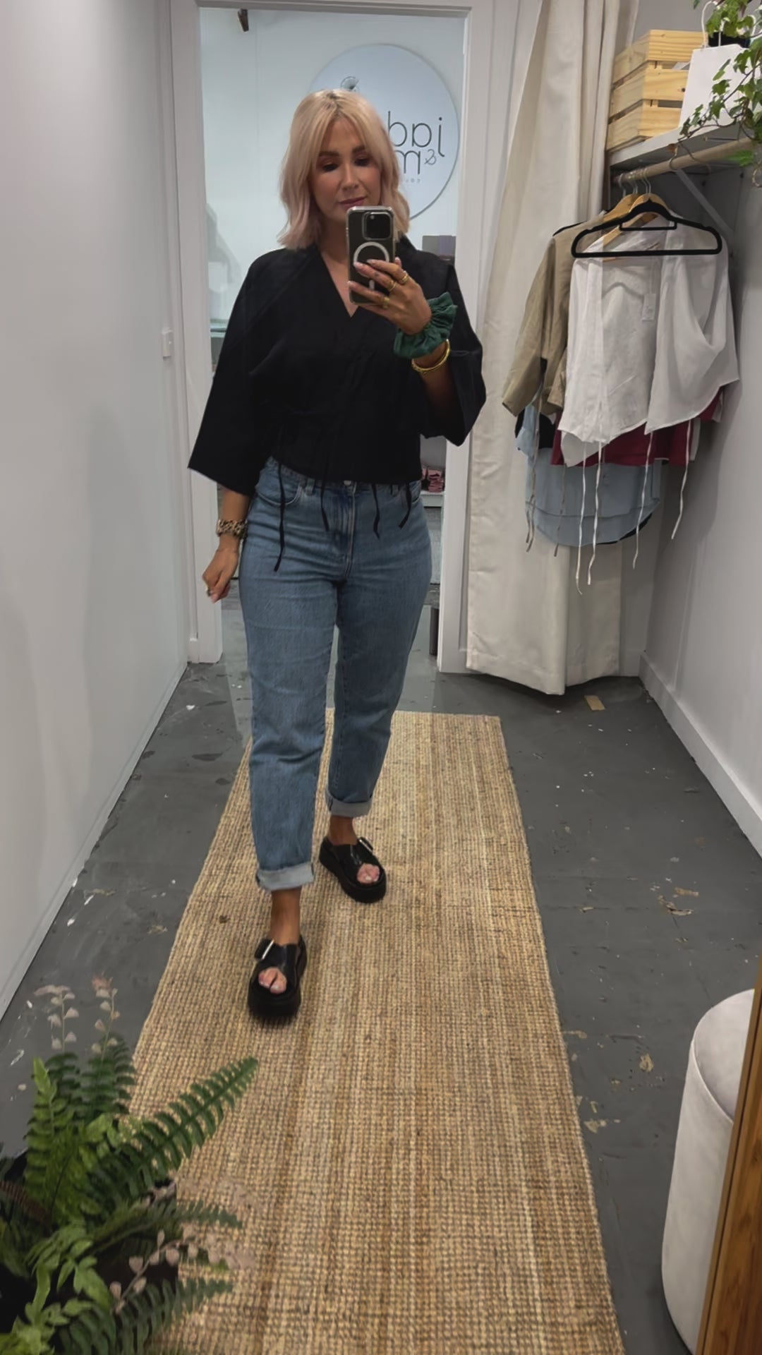 Wrap Shirt in Black Linen