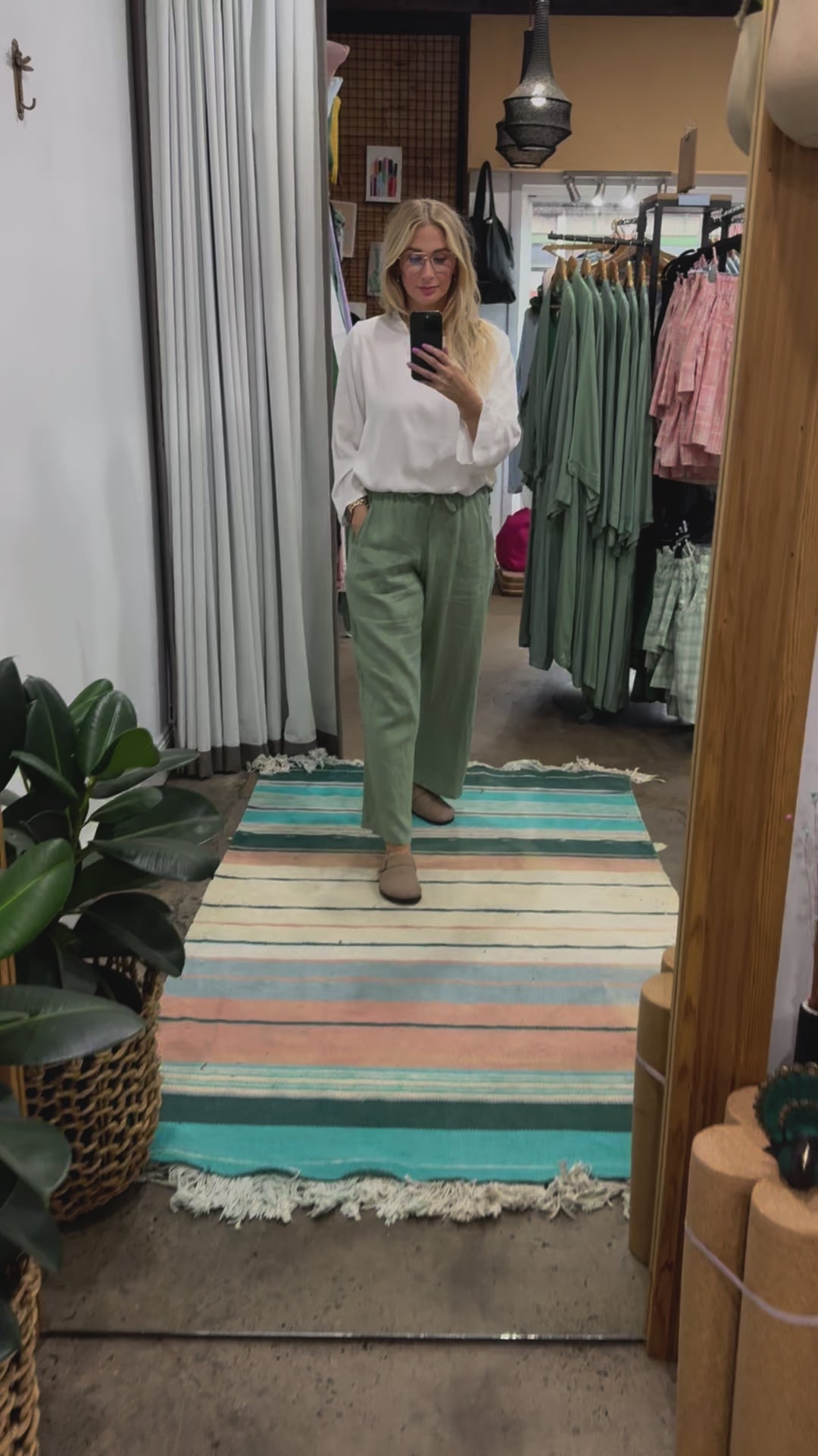 Wide Leg Linen Pant in Pistachio