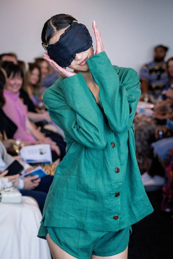 Sleep Mask in Linen with Feature Frill & Travel Bag - Sleep Mask