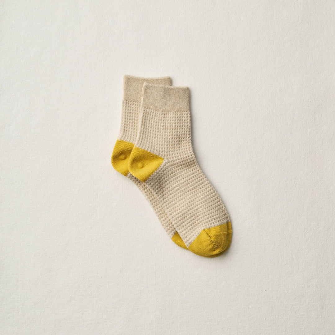 Yahae Organic Cotton Waffle Pattern Ankle Socks in Green - Socks