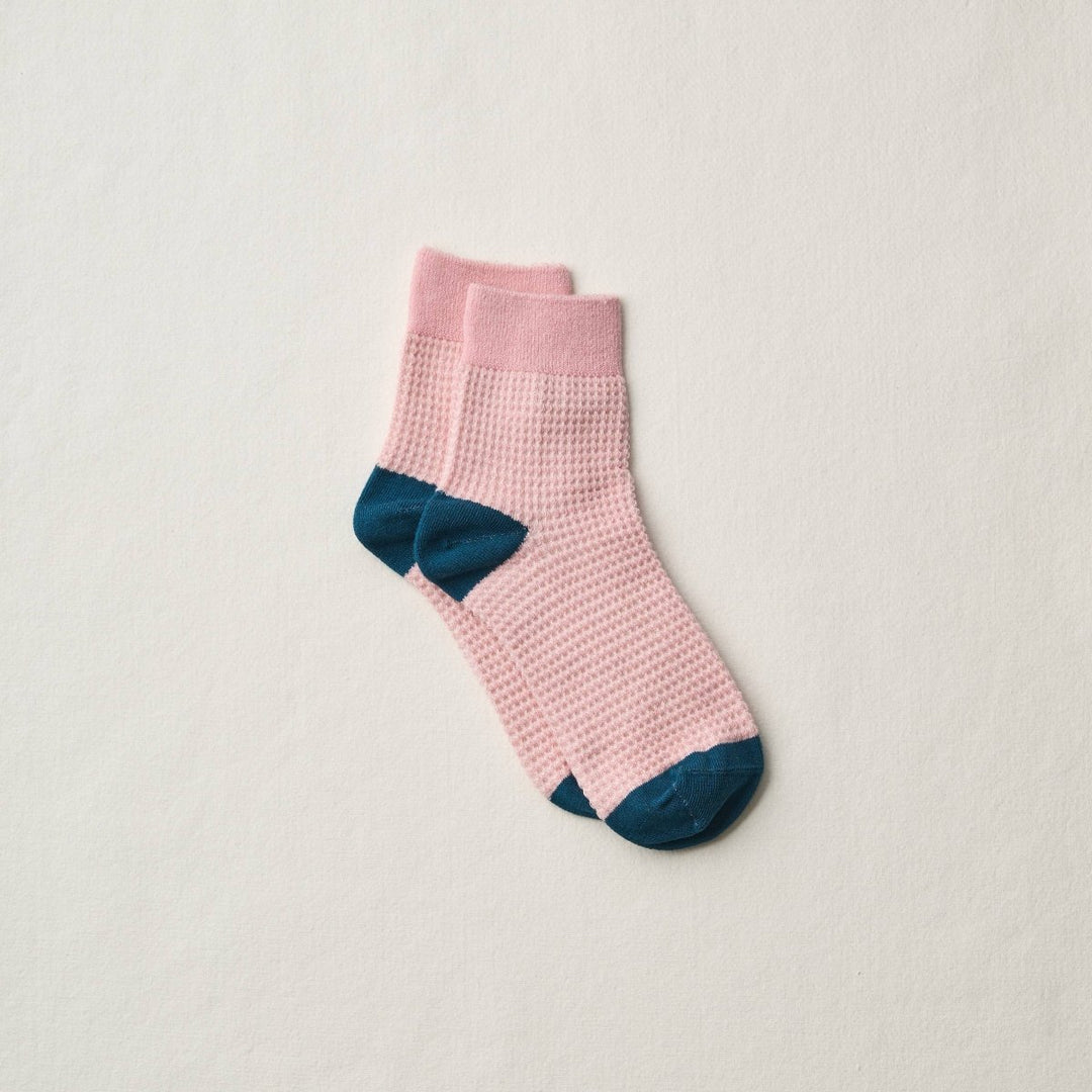 Yahae Organic Cotton Waffle Pattern Ankle Socks in Pink - Socks