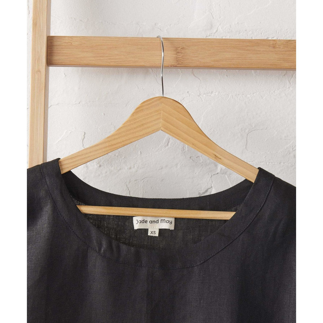 Linen Tee & Pant Set in Black - Pyjamas