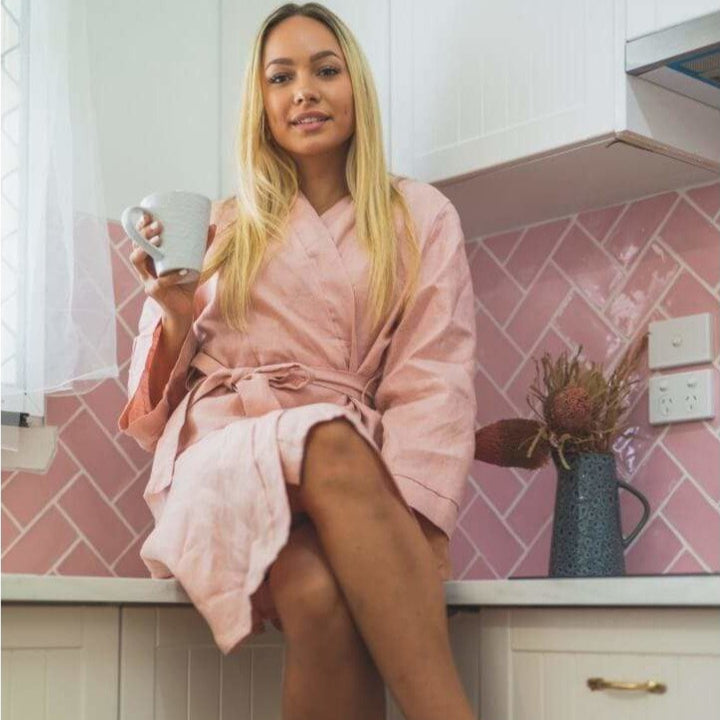 Linen Bathrobe in Pink - Bathrobe