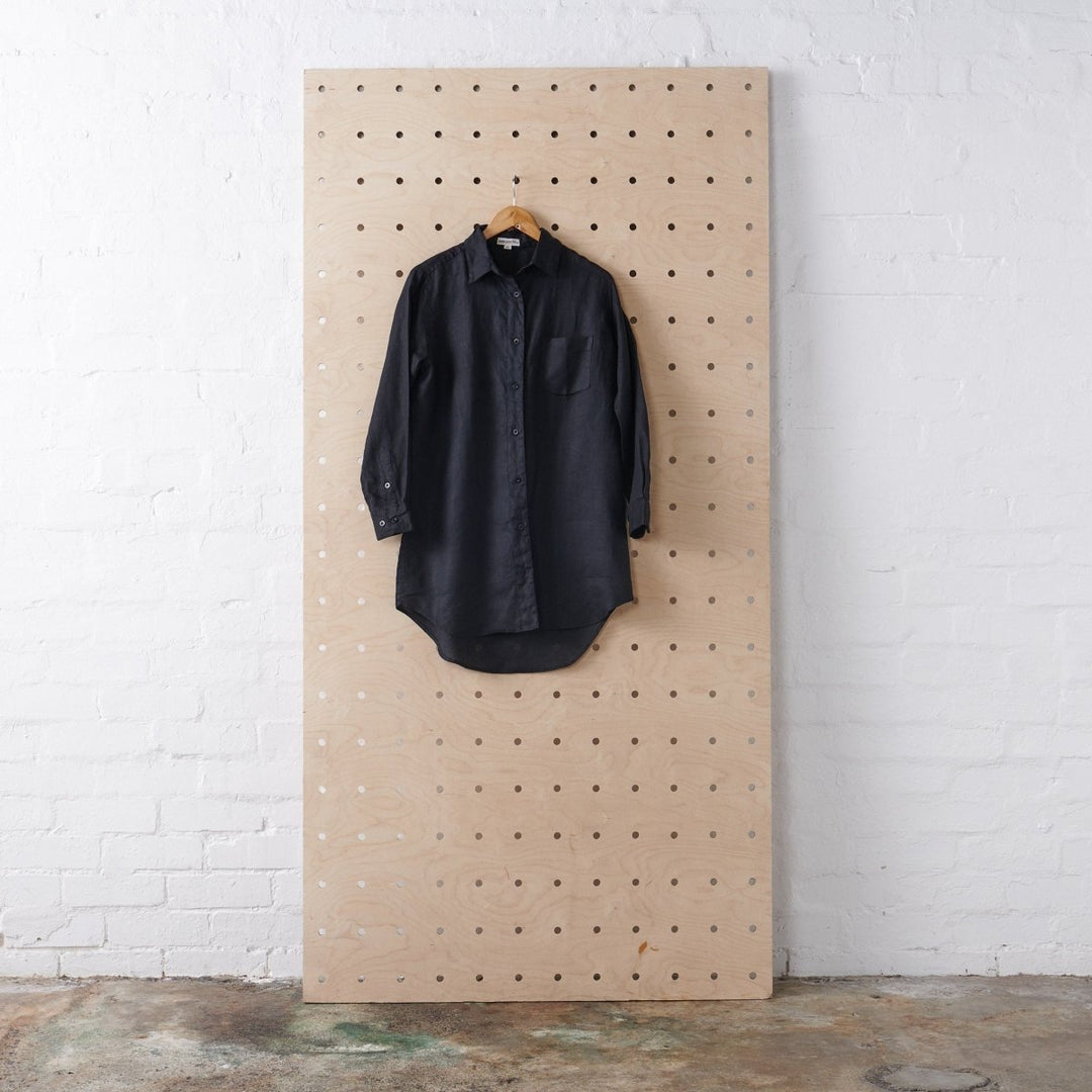 Long Linen Shirt in Black - Shirt
