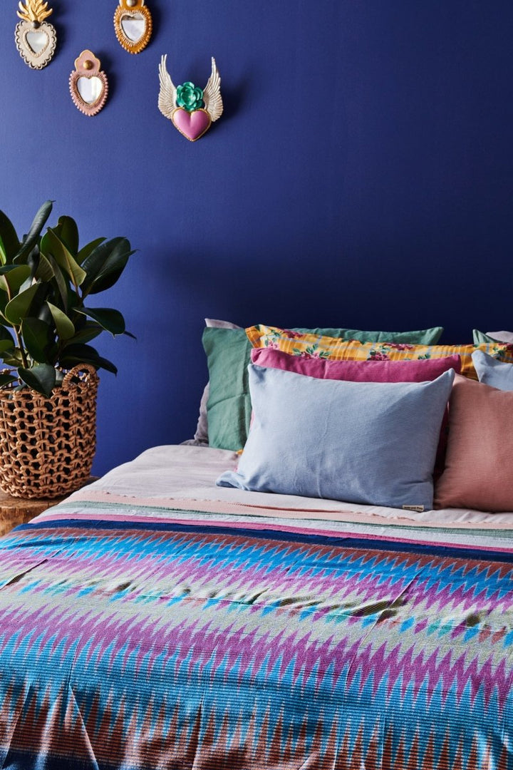 Patterned Throw - Throw Blanket