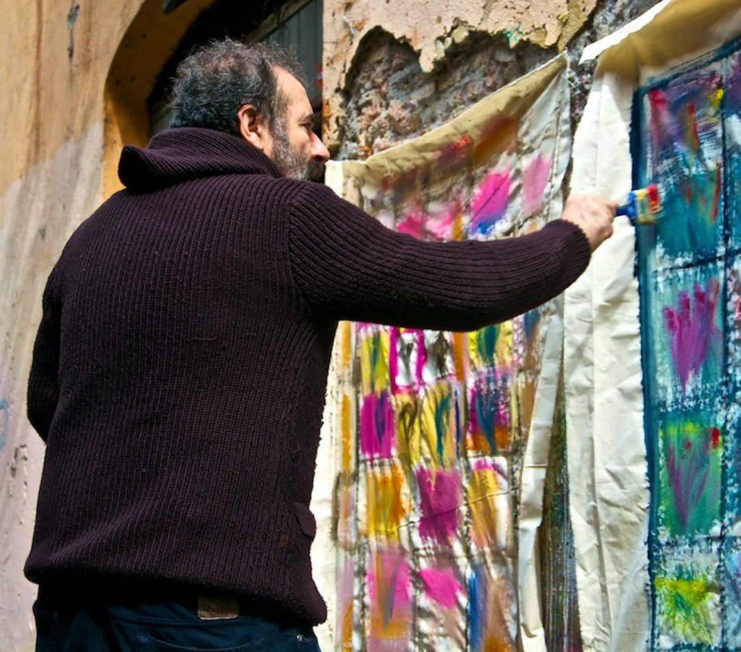 Meet the Artist: Giancarlino Benedetti Corcos, Where the Streets of Rome Become the Studio - Jade and May