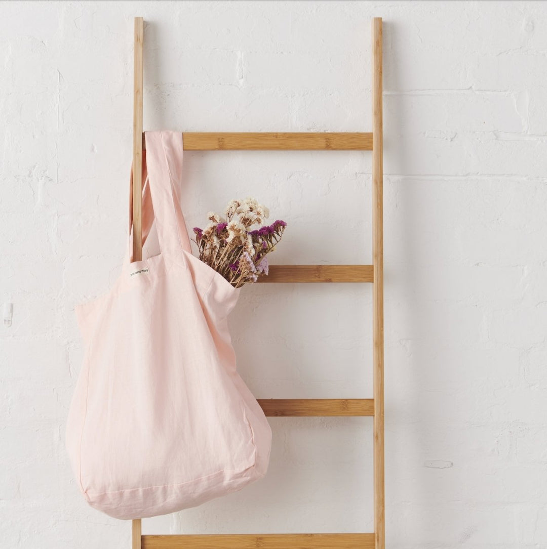 Totes Amazin': The Benefits of Owning a Linen Tote Bag - Jade and May