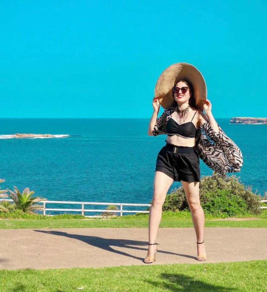 Travel in comfort AND style! - Jade and May