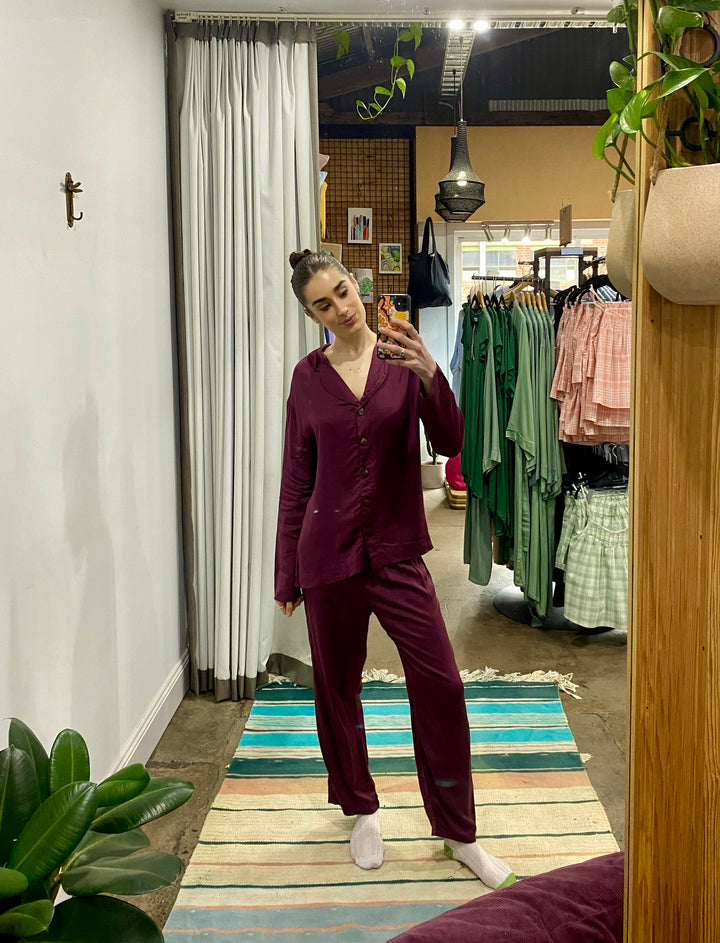 classic pyjama set in burgundy bamboo at jade and may