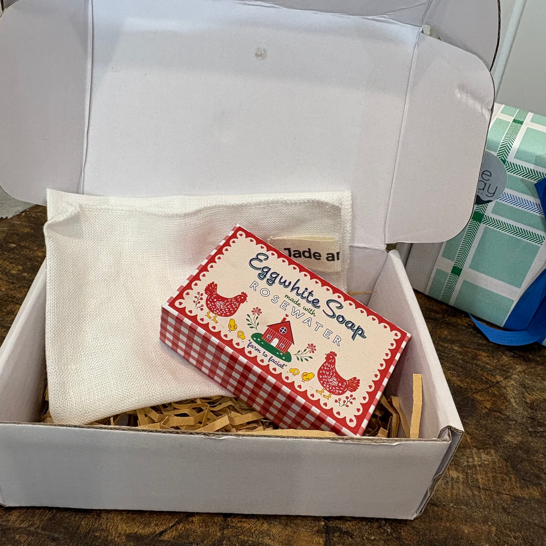 Facial in a Box: Facial Soap &amp; Facewasher Bundle