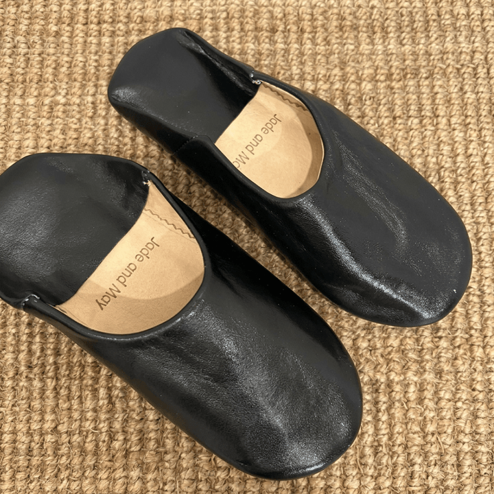 Babouche: Leather Moroccan Slippers in Black-Slippers-Moroccan Babouche Slippers