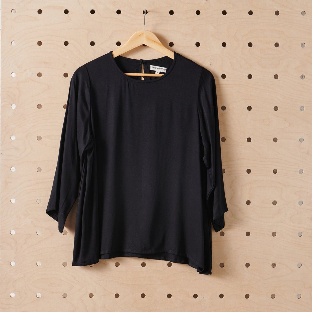 Bamboo Long Sleeve Tee &amp; Pant Lounge Set in Black - Separates - Jade and May Sleepwear