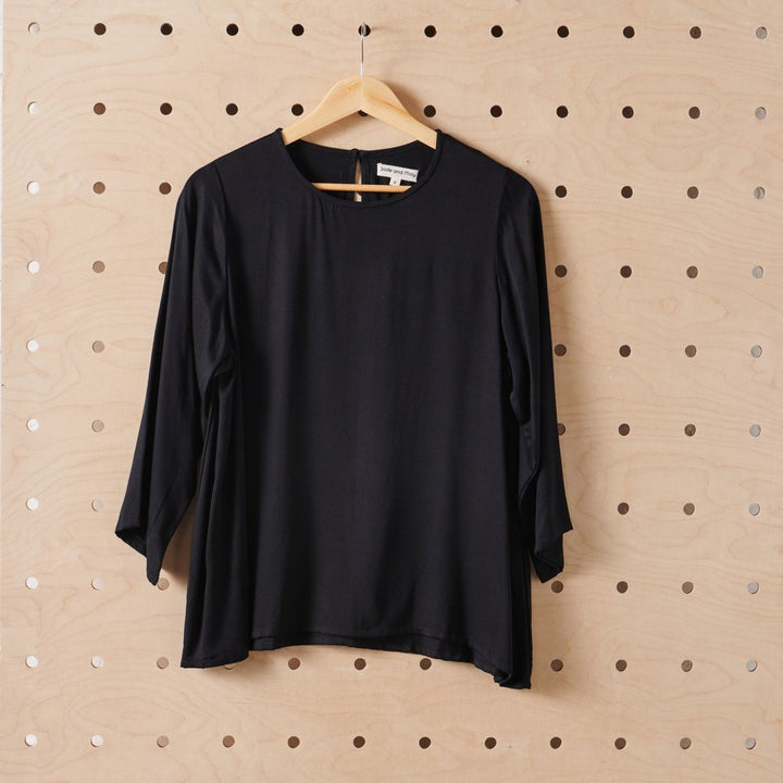 Bamboo Long Sleeve Tee &amp; Pant Lounge Set in Black - Separates - Jade and May Sleepwear