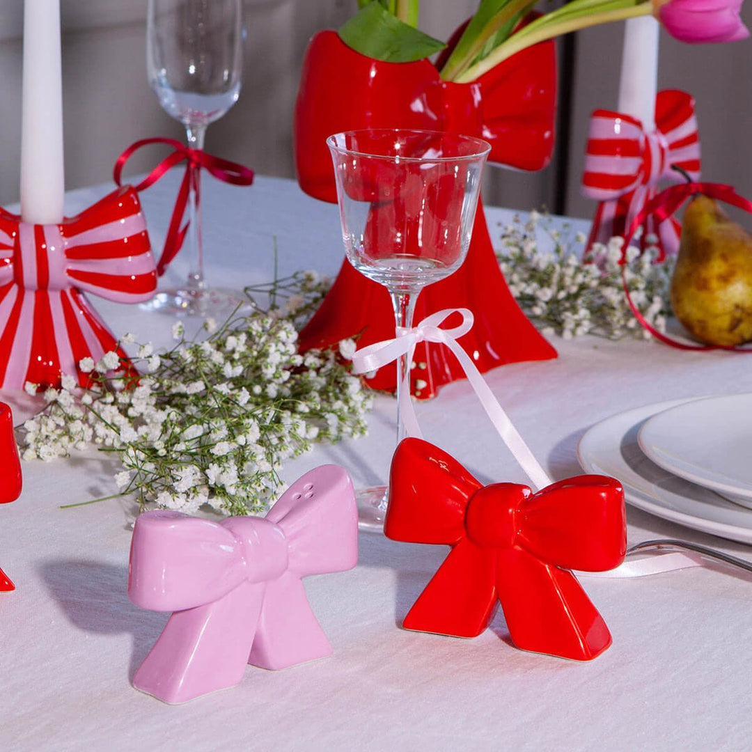 Bow Salt & Pepper Shakers - Kitchen