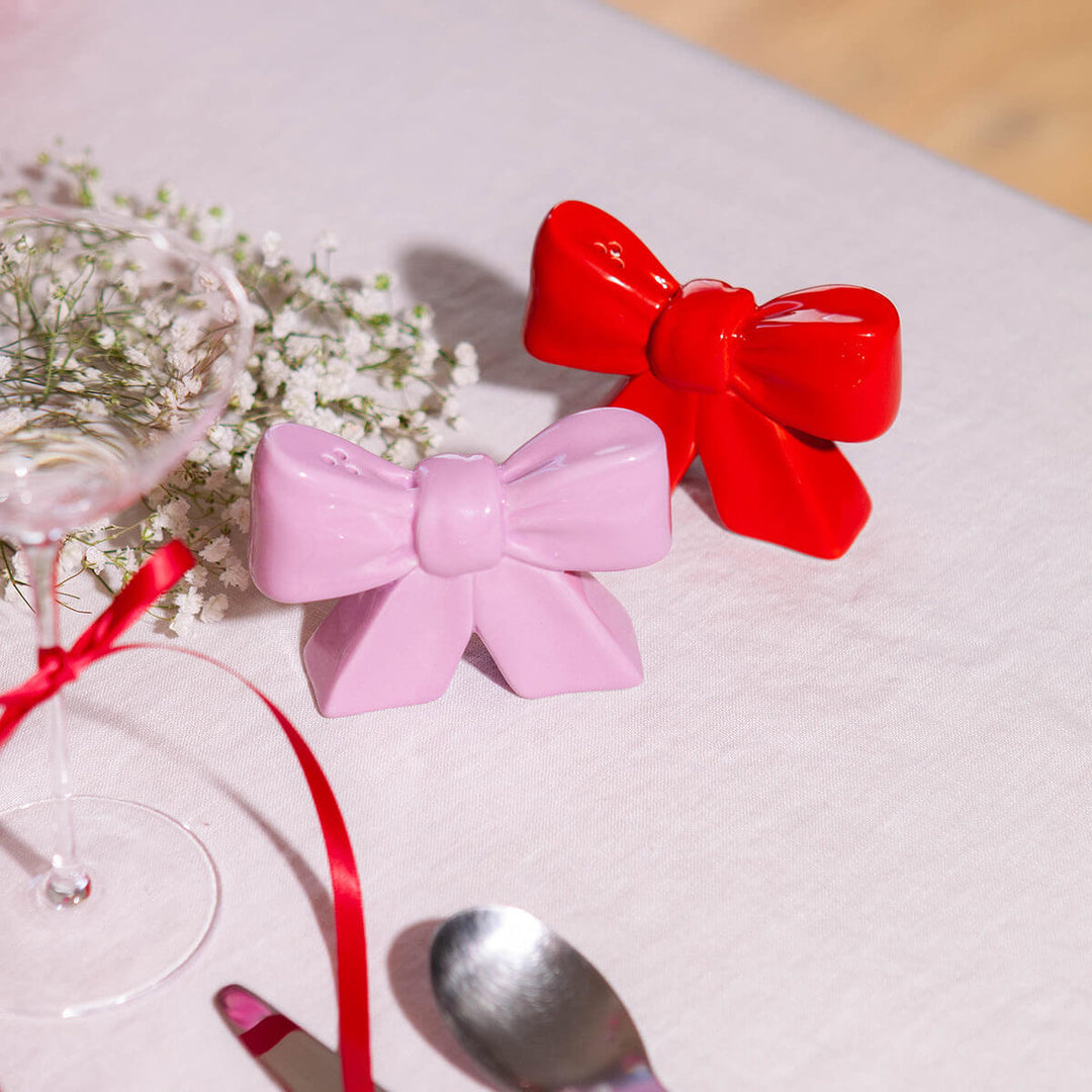 Bow Salt & Pepper Shakers - Kitchen