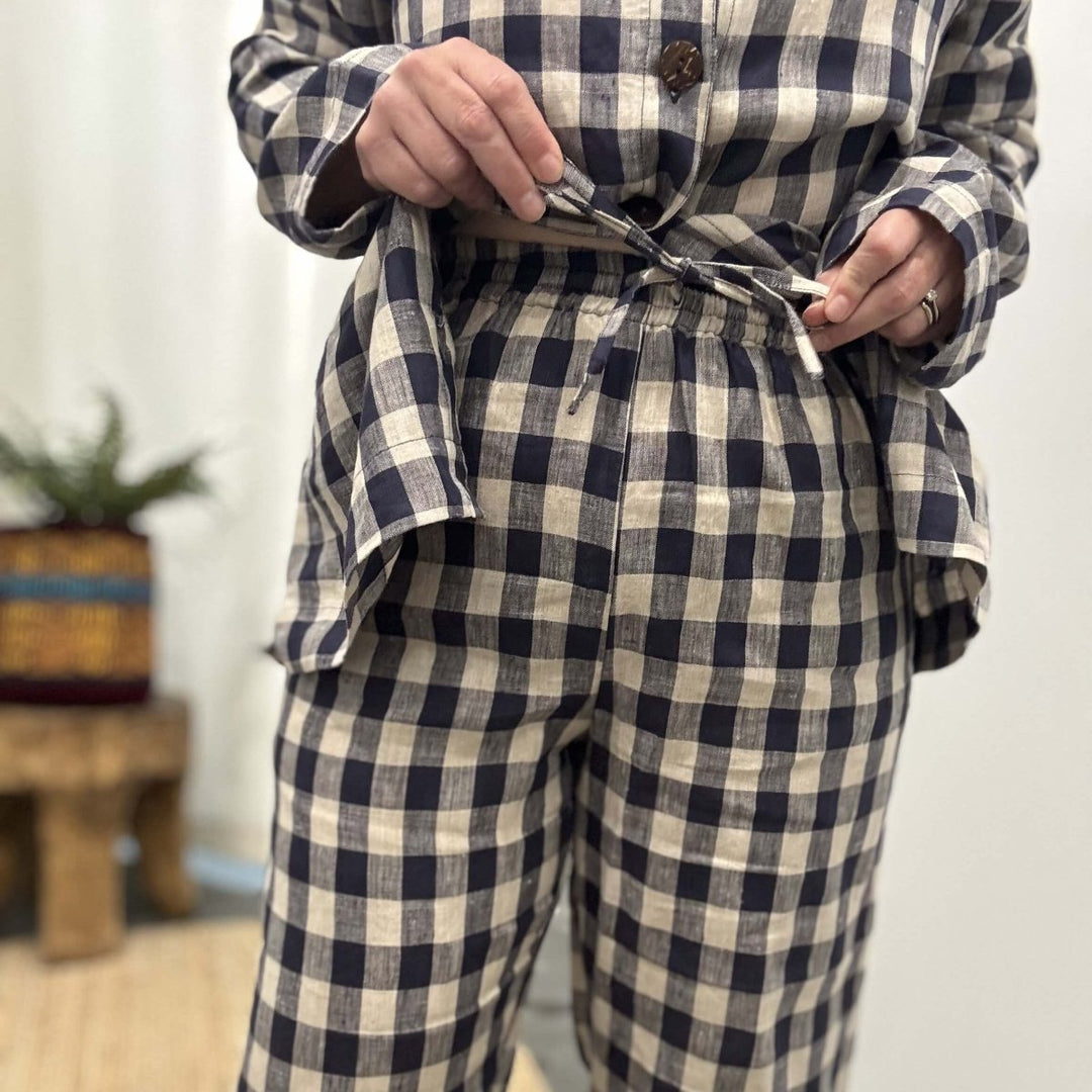 Linen Pyjama - Classic Set in Navy Check - Pyjamas