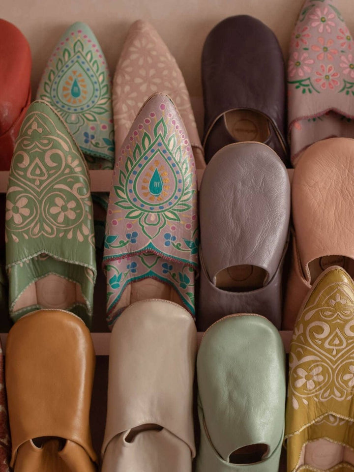 Moroccan Babouche Leather Slippers in Violet - Slippers