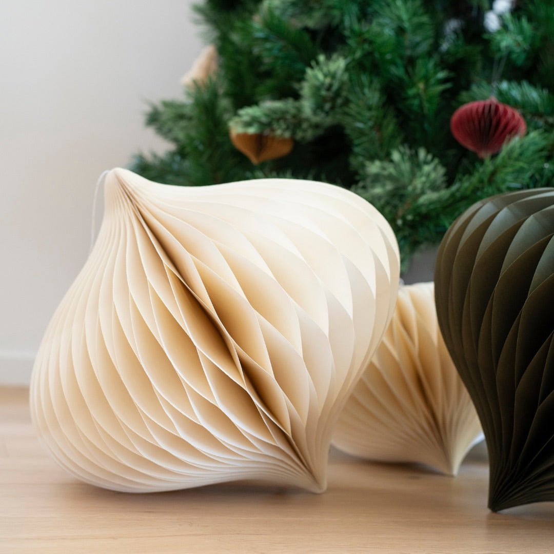 Nordic Rooms Statement Jewel in White-Christmas Decorations-Nordic Rooms