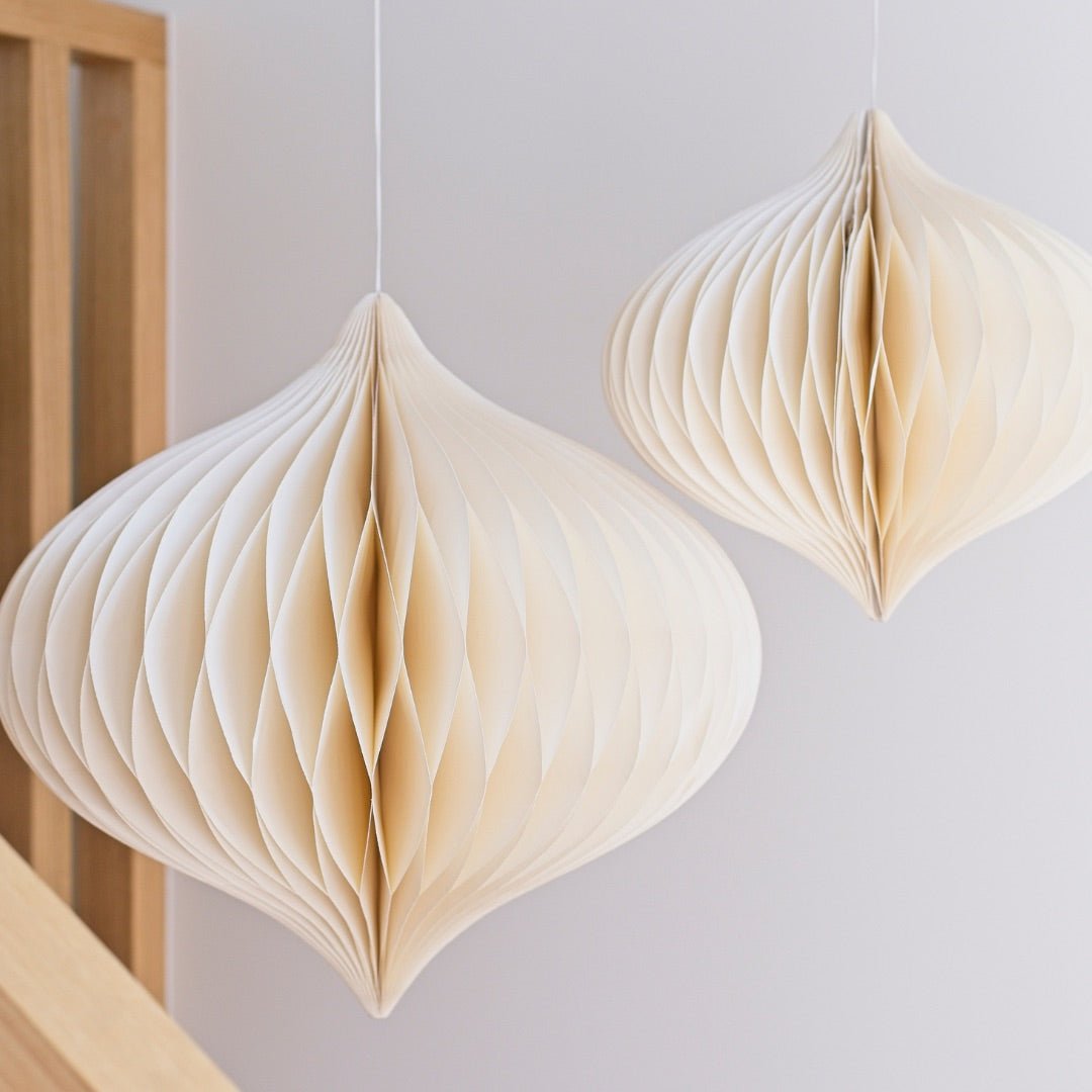 Nordic Rooms Statement Jewel in White-Christmas Decorations-Nordic Rooms