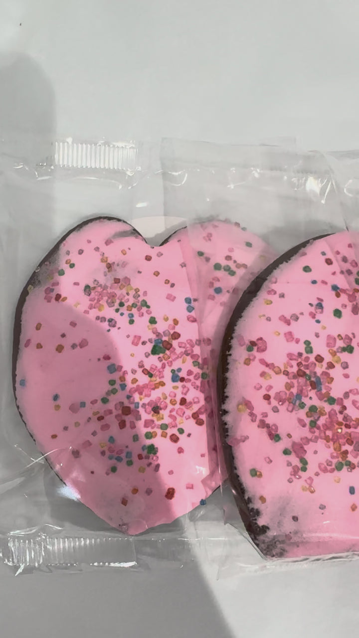 Cremorne Street Bakery - Chocolate & Raspberry Heart Cookie