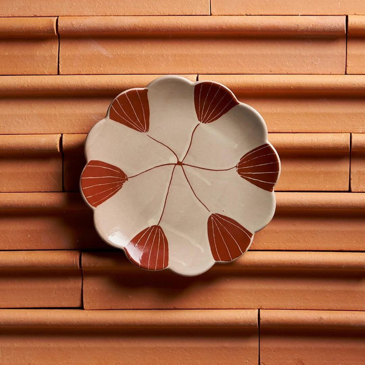 Robert Gordon - June's Daisy Plate in Fan Flower - Tableware - Robert Gordon Australia